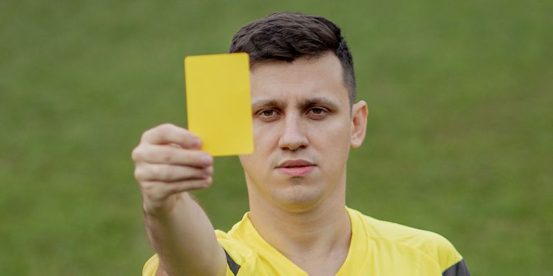 Lưu ý khi chơi kèo thẻ vàng